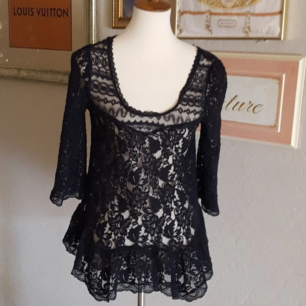 Free People Black Lace Bell Sleeve Blouse‎ Top Size Small Boho Festival